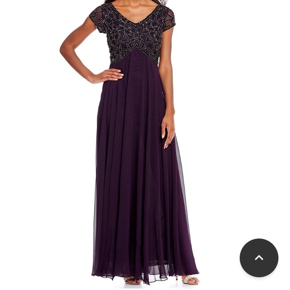 Jkara Dresses & Skirts - Jkara beaded top bodice column gown.